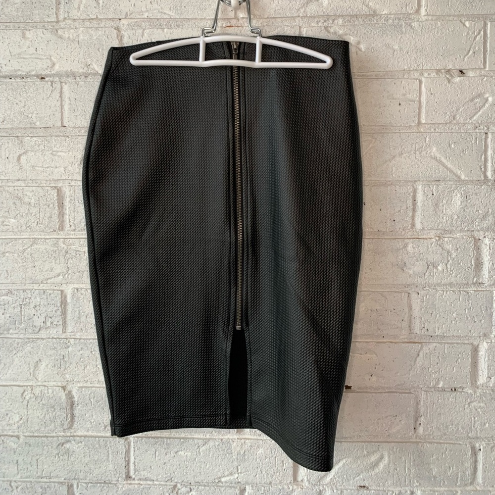 Pencil skirt
